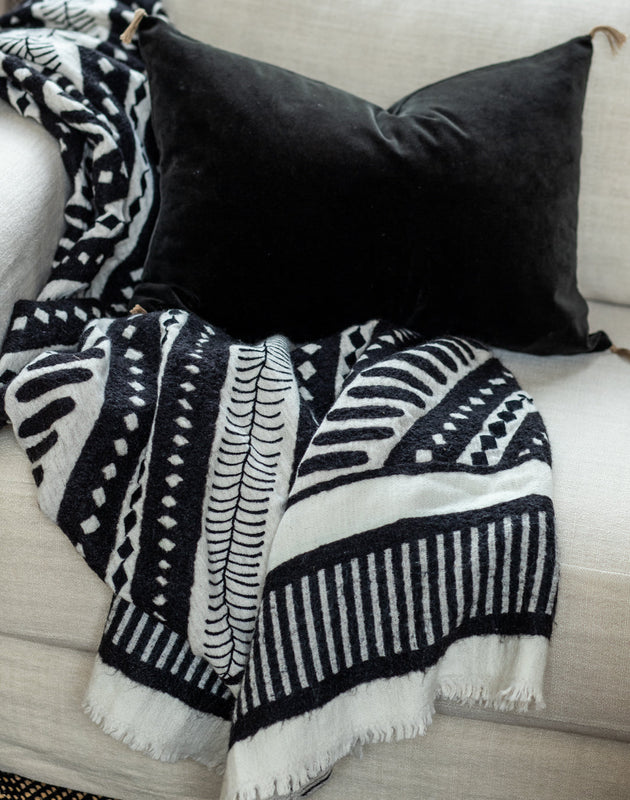 Plaid Treya noir et blanc en laine, coton et lin