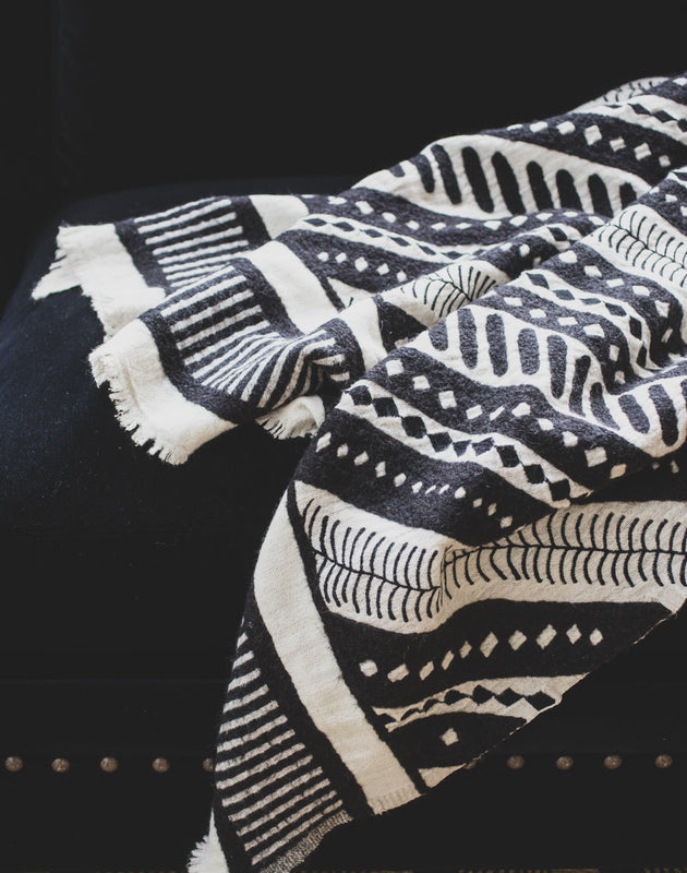 Plaid Treyaà motifs noirs et blancs