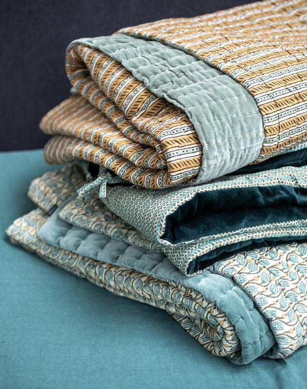 Literie : couvre-pied Florio avec des imprimés fleuris