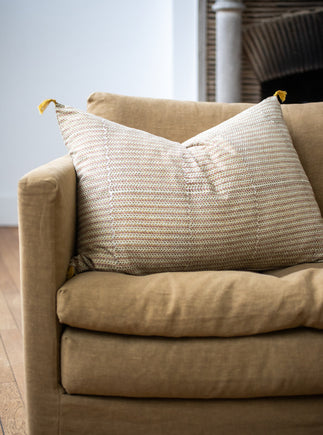 Housse de coussin Florio en coton imprimé au bloc couleur nude