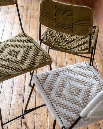 Murgi lozenge chair
