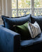 Housse de coussin en khadi de coton Kormo tissé à la main