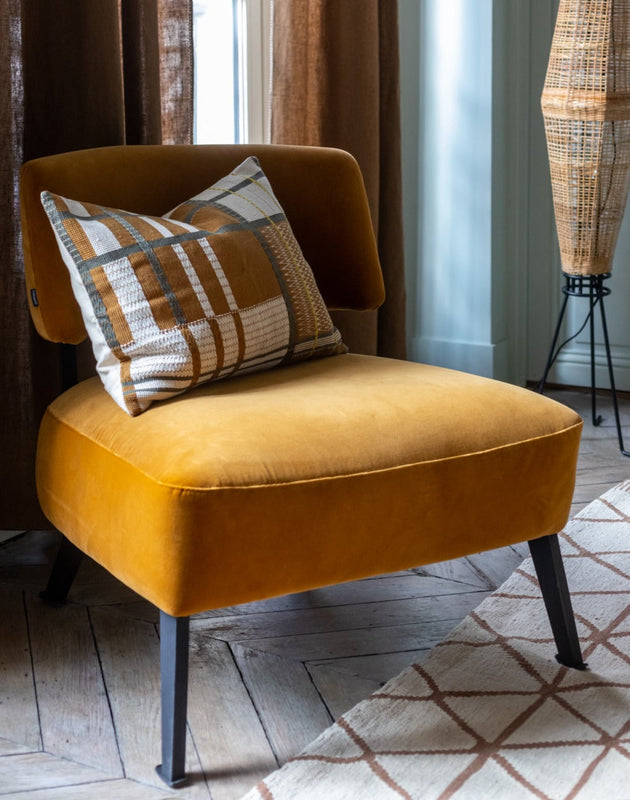 Chauffeuse pour le salon