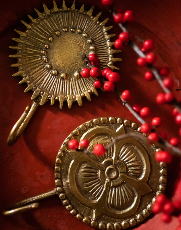 Lot de deux patères métal finition laiton doré