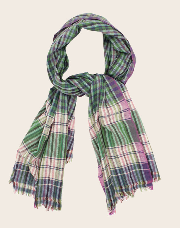 Echarpe verte avec des rayures colorées en coton