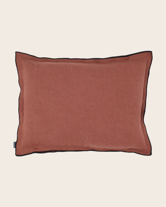 Housse de coussin Maya en lin fabriquée en France couleur Canyon