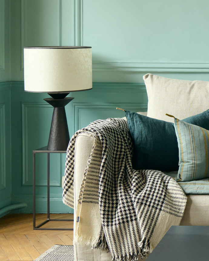 Leo Rosha table lamp