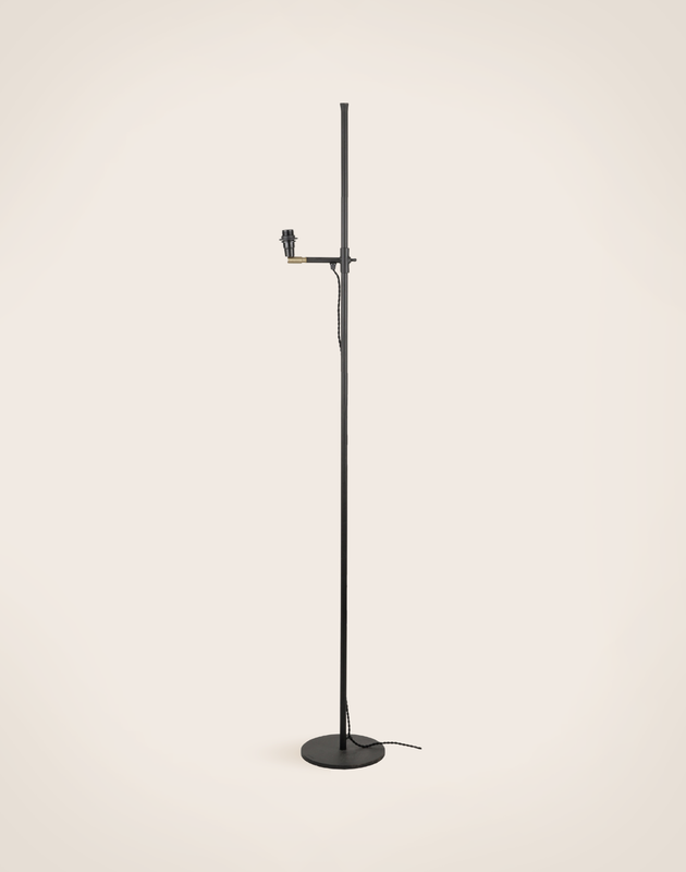 Ko floor lamp base