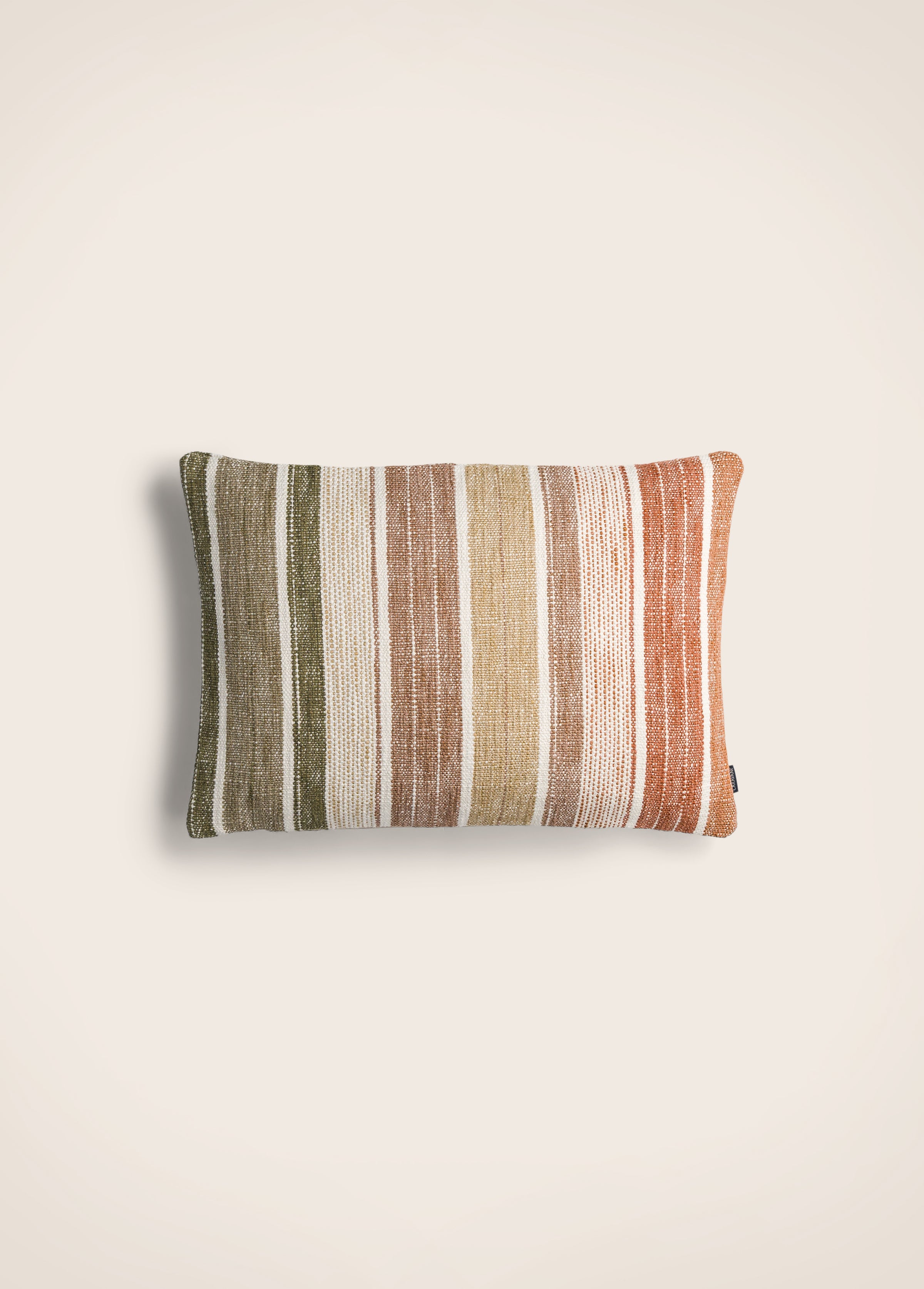 Packshot coussin Siroko à rayures en coton, lin et viscose