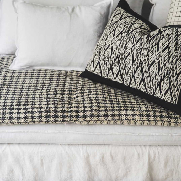 Sofa cover pied de poule
