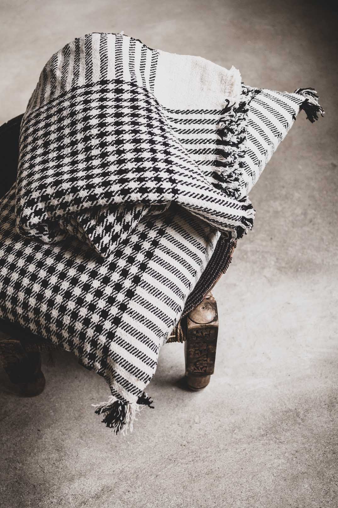 Housse de coussin pied de poule