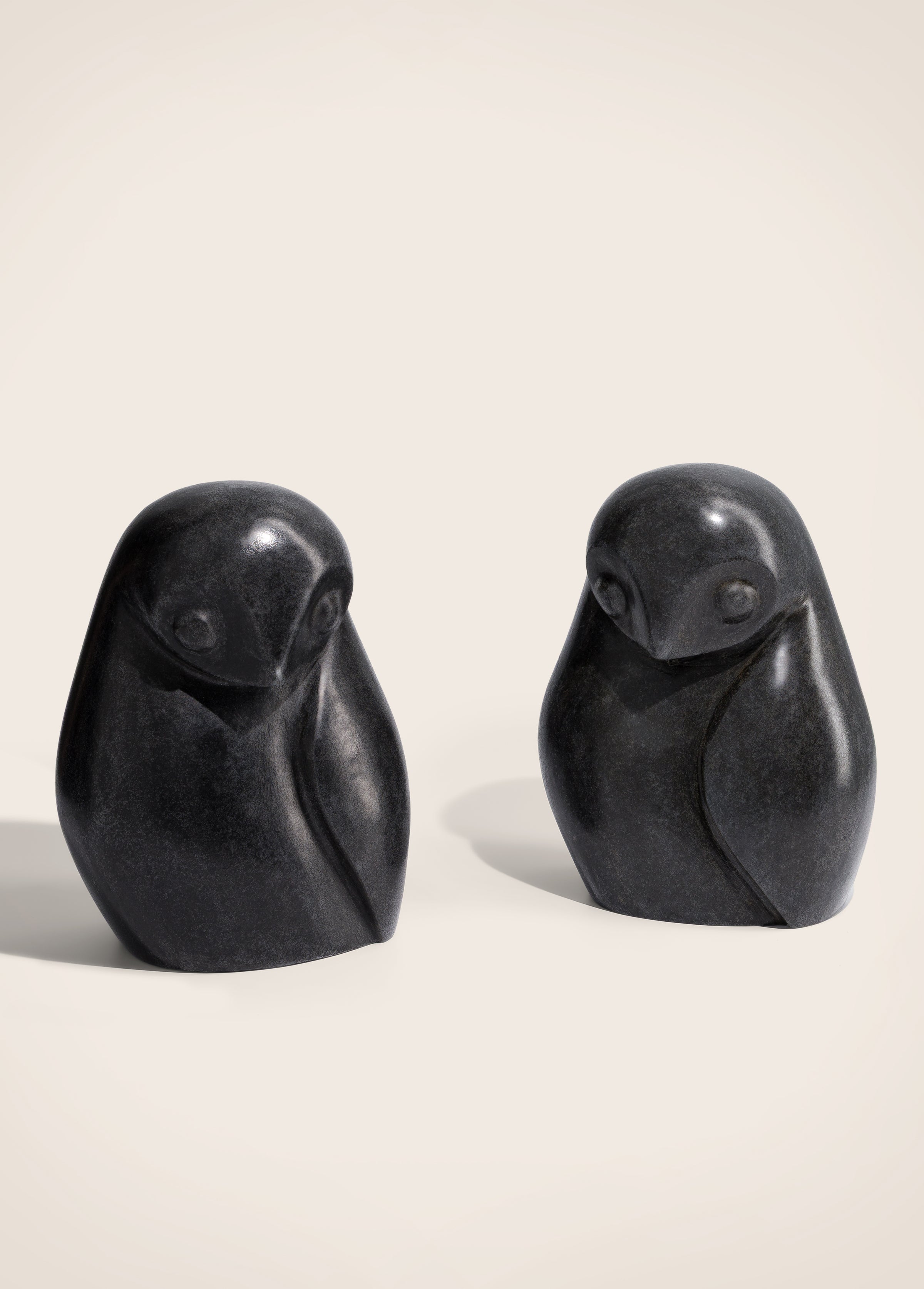 Ullu Bookend