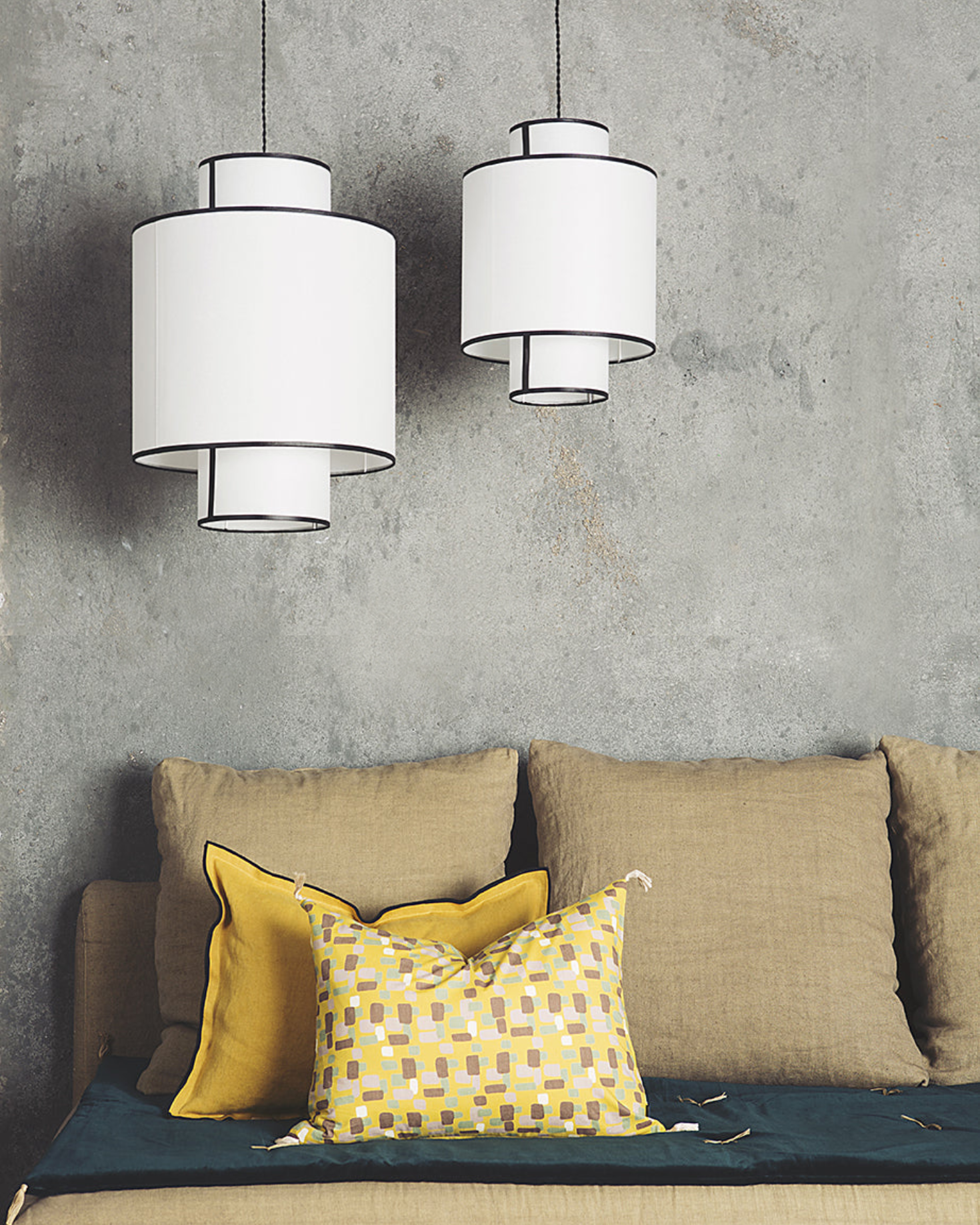 Luminaire: suspension Ilam en papier blanc 