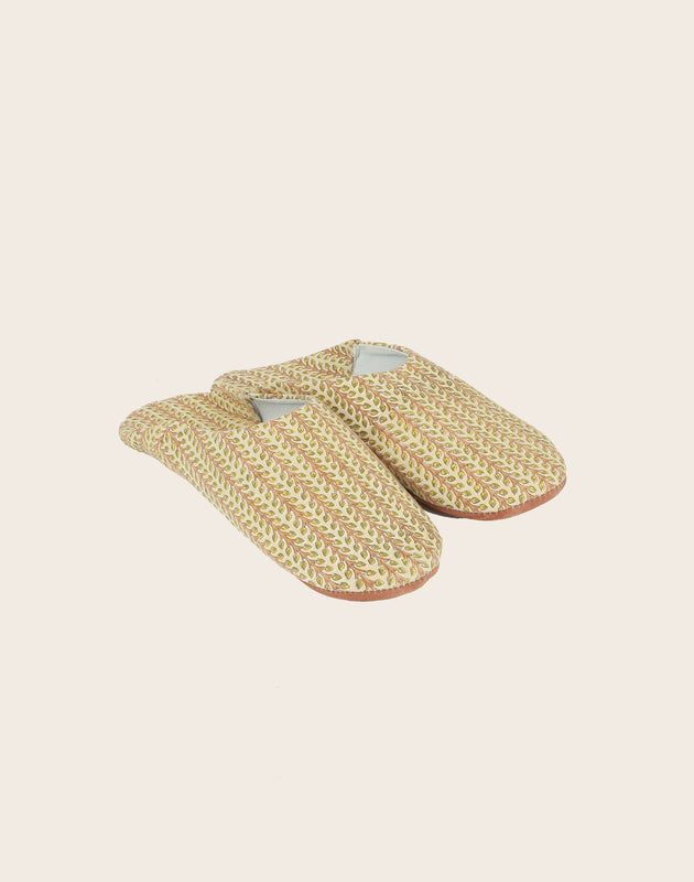 Paire chaussons Téthys en coton imprimé jaunes motif florio nude