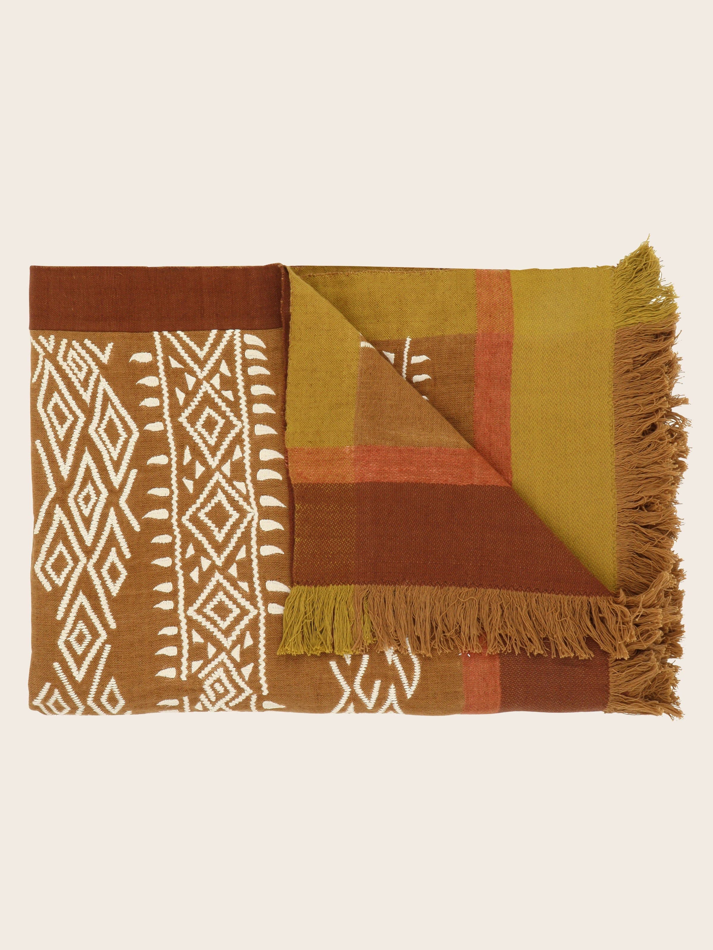 Plaid Dhara