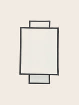 Applique murale en papier blanc avec des contours noirs