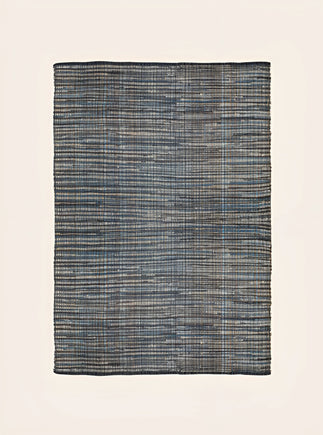 Grand Tapis Lira en coton couleur bleu Glacier