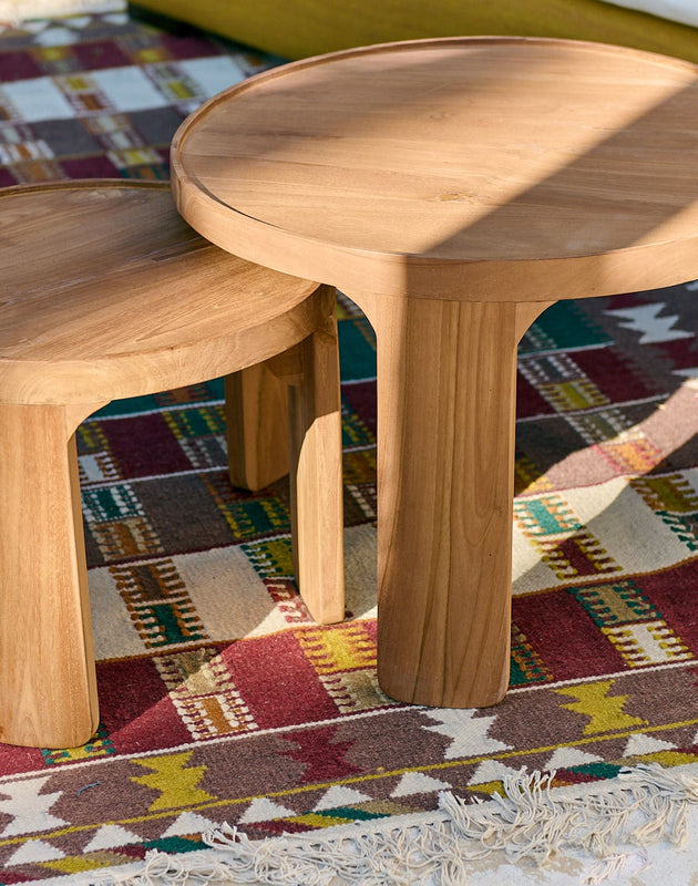 Tapis Tihya et les tables basses Saki