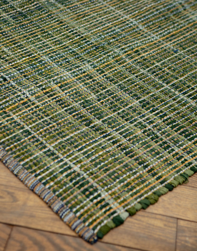 Tapis Lira tons verts Laurier lirette de coton recyclé