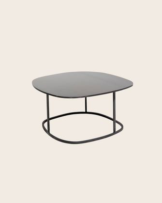 Table Basse Ame en acier brut noir fabriquée artisanalement