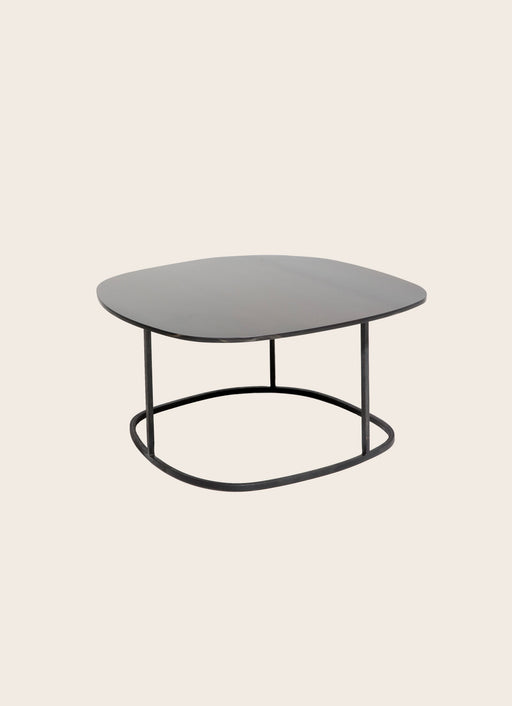Table Basse Ame en acier brut noir fabriquée artisanalement