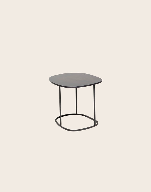 Table Basse Ame noire en acier brut