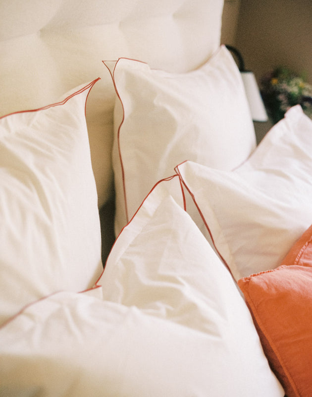 Taies d'oreiller blanches Bora en percale de coton biologique