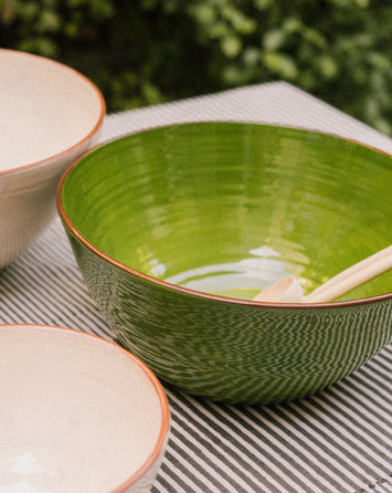 Saladier grand en argile blanc et vert