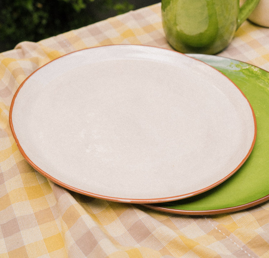 Plat à tarte en argile blanc