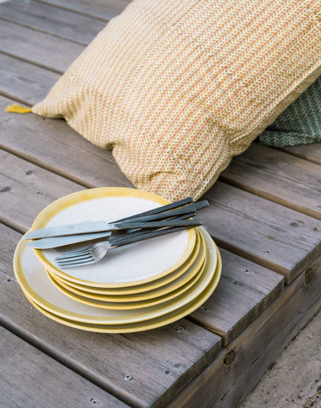 Set de 4 assiettes en faïence émaillée Ecume