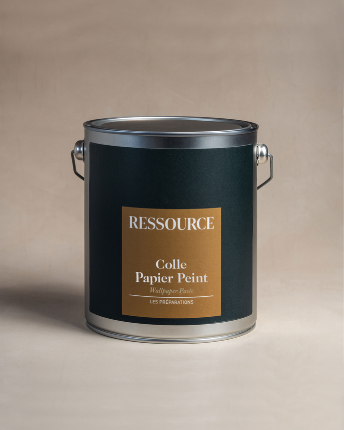 Colle à papier peint