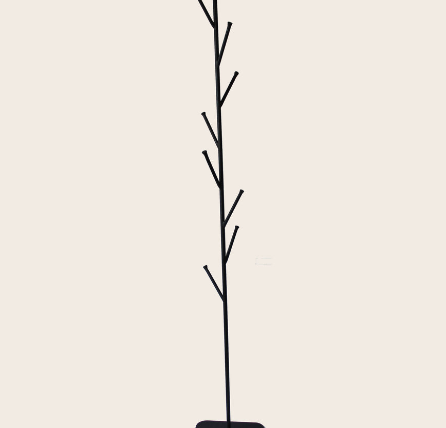 Portant pour vêtements noir élégant Branch en acier brut