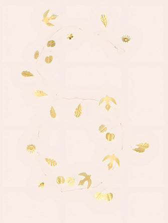 Guirlande décorative délicate en laiton doré aux motifs végétaux
