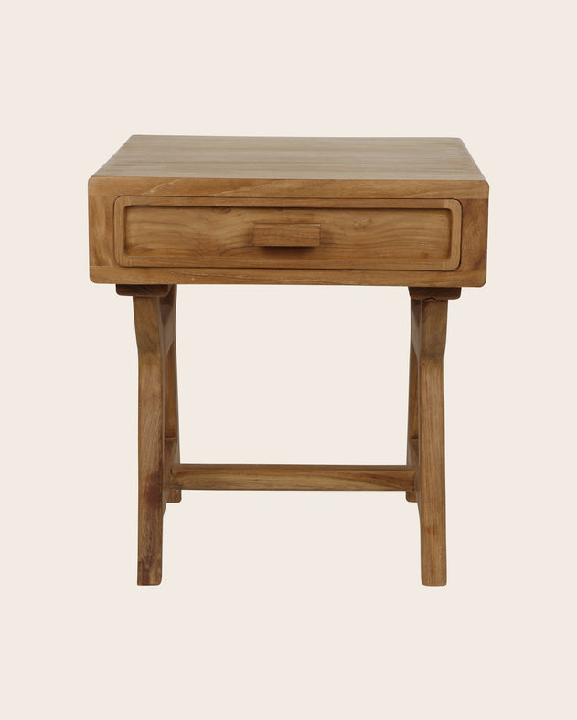 Packshot de la table de chevet Elior en teck