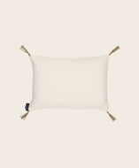 Coussin blanc en lin lavé remplis de balles d'épeautre