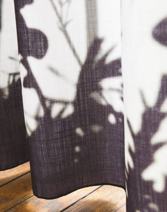 Détail du bas du rideau Feuillages